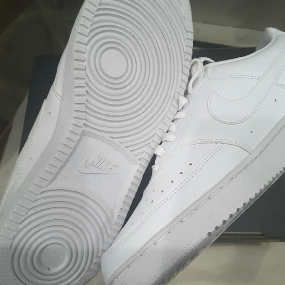 NIKE  UPTOWN SNEAKERS - Picture 6 of 8